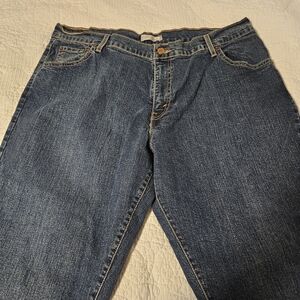 SOLD! Vintage Levi's 550 Woman's 18 Relaxed Bootcut Frayed Hems